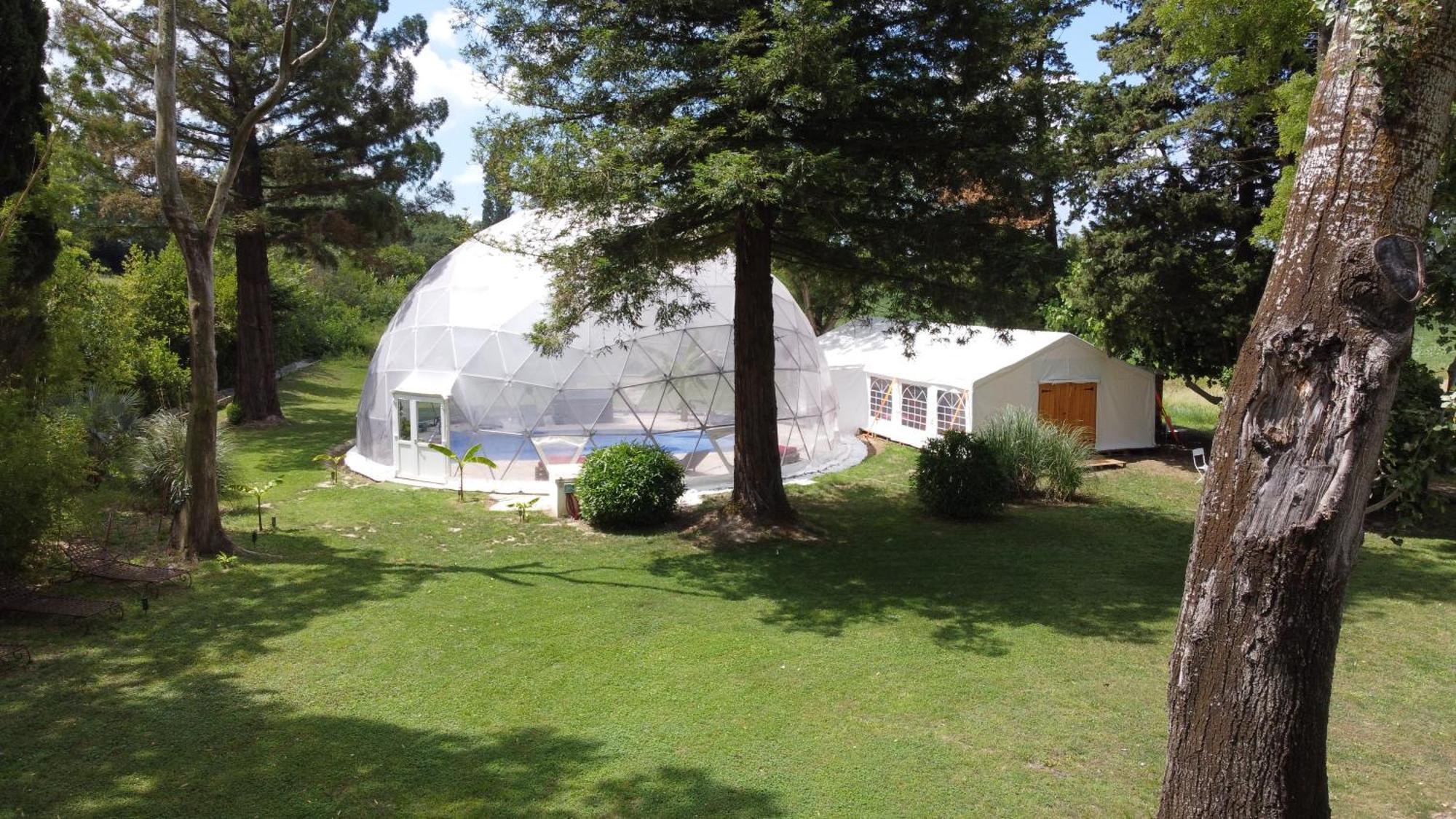 סן-ז'יל Mas Du Versadou, Dans Un Espace Naturel Protege, Piscine Couverte Chauffee Toute L'Annee, Spa Et Salle De Jeux מראה חיצוני תמונה