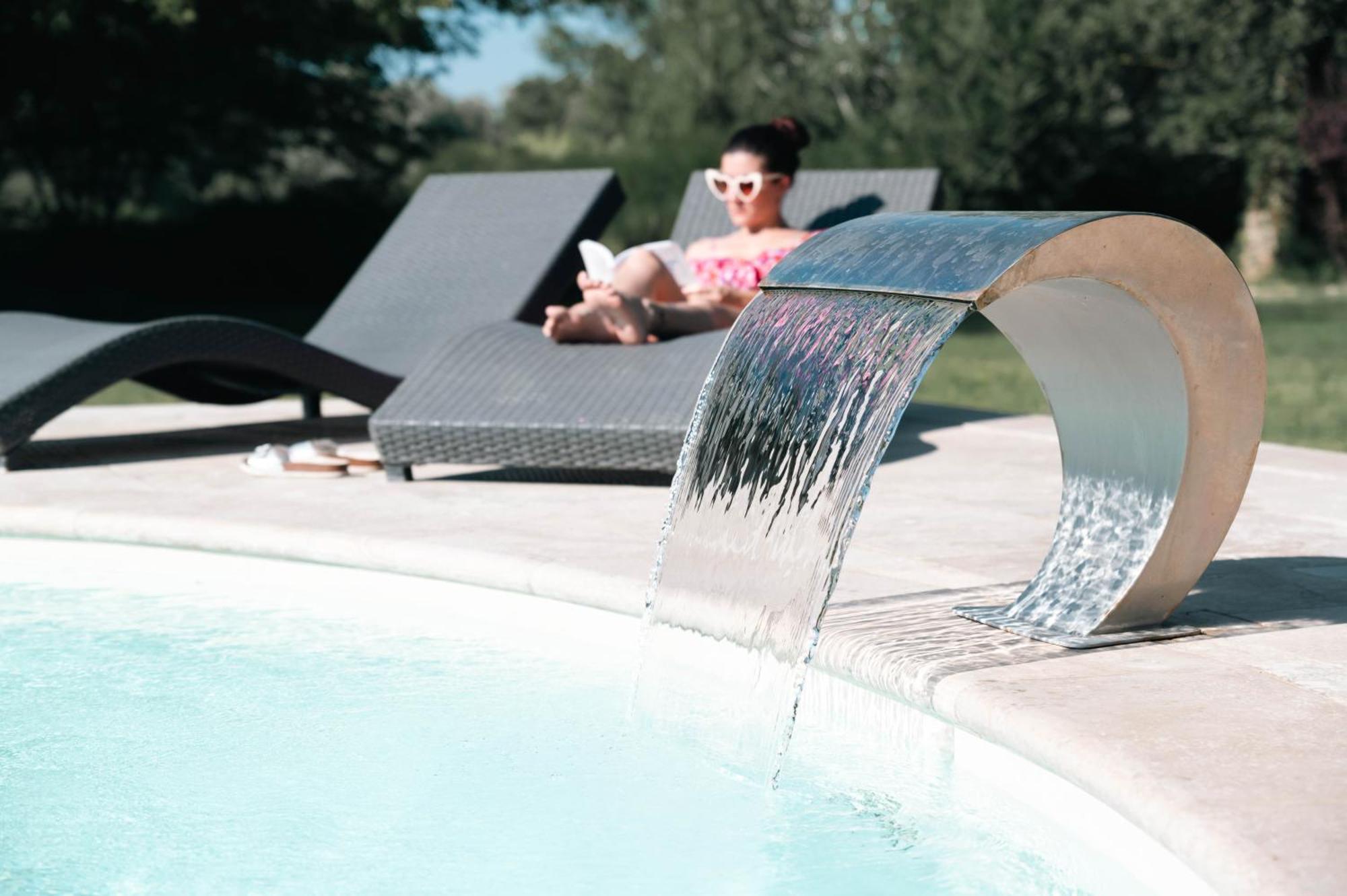 סן-ז'יל Mas Du Versadou, Dans Un Espace Naturel Protege, Piscine Couverte Chauffee Toute L'Annee, Spa Et Salle De Jeux מראה חיצוני תמונה